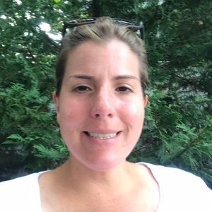 Meet your Posher, Carly